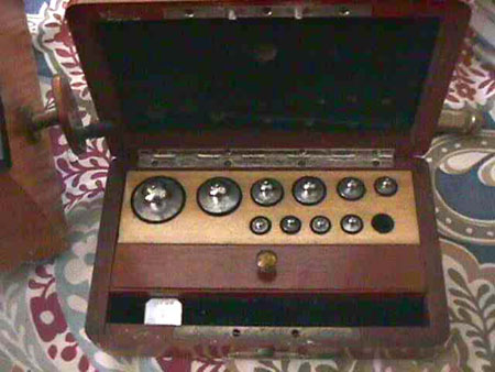 MVC-003S