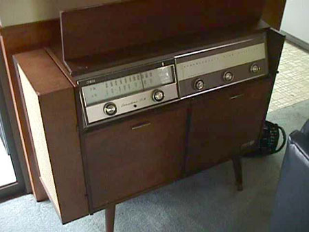 MVC-011S